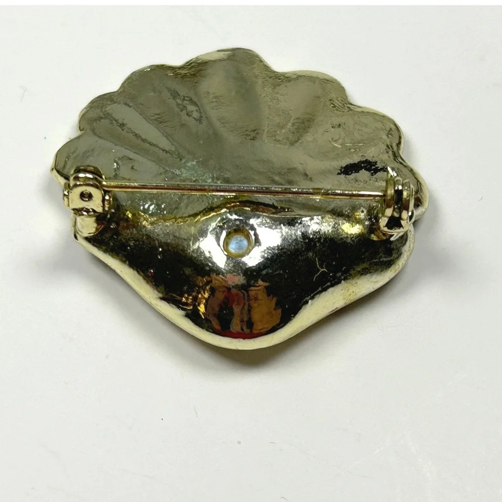 Seashell Brooch Rhinestone Gold Tone‎ Faux Pearl Vintage Mid Century